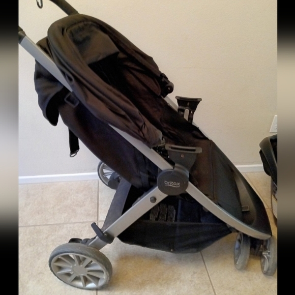 Britax B Safe 35 B lively travel stroller baby kids black with clips - Picture 2 of 7